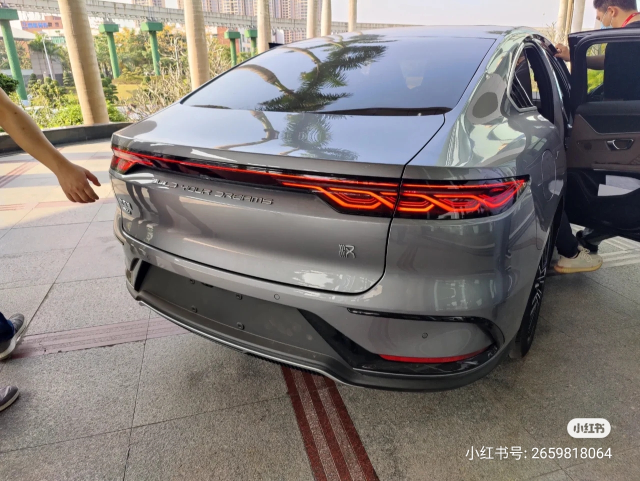 外观细节修改更加运动时尚，比亚迪汉DM-i最新实拍图曝光
