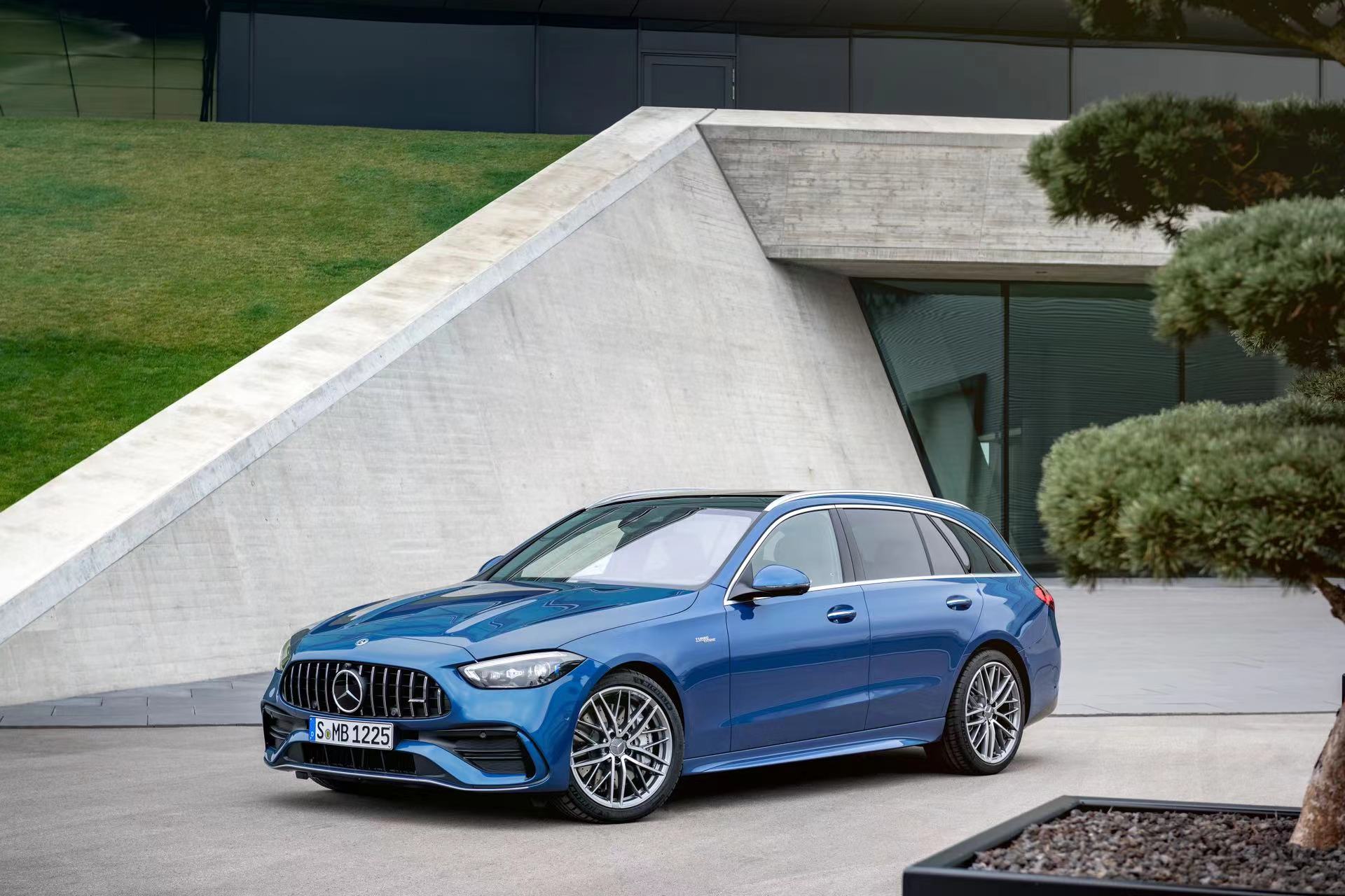 最大马力超400匹，全新奔驰AMG C43发布！