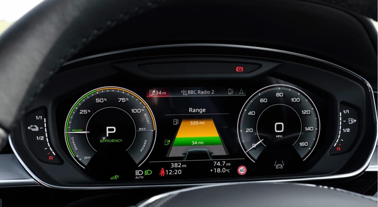 有望于年内上市，中期改款奥迪A8L 60TFSI e大量实拍图发布