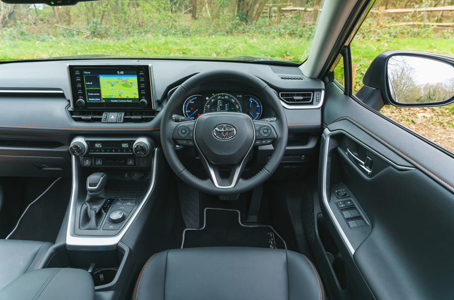 真的不考虑引进一下吗？2022款丰田RAV4 Adventure大量实拍图发布